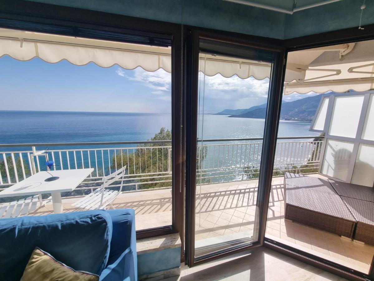 Sea And Monaco Charme View On The Beach Вентимиля Екстериор снимка