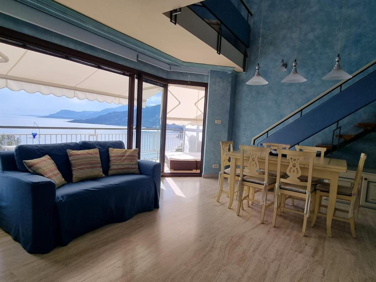 Sea And Monaco Charme View On The Beach Вентимиля Екстериор снимка