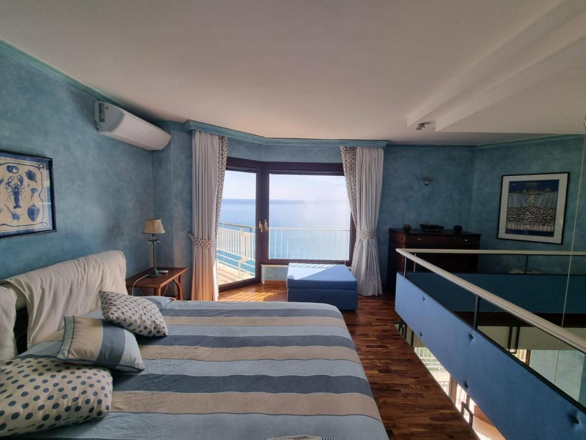 Sea And Monaco Charme View On The Beach Вентимиля Екстериор снимка